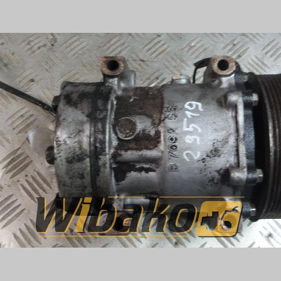 Air conditioning compressor Volvo D12 B709AS6