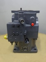 Verification and recondition of pumps set for Mecalac wheel excavator