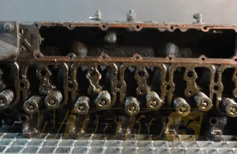 Cylinder head for engine Cummins 5.9 3911273