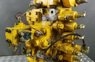 Distributor Komatsu PC240LC-6 