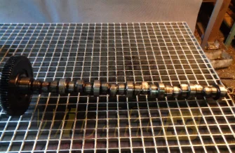 Camshaft Deutz 04198731