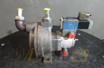 Water pump Volvo EC390 