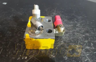 Valves set Komatsu PC210-8K 