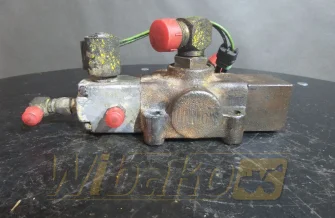 Valves set Case 821C 