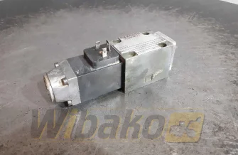 Valves set Rexroth 4WE6C52/AG24NZ4 458055/1