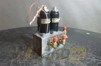 Valves set Kawasaki 2KWE5G-30 YN35V00040F1
