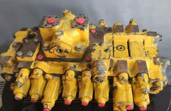 Distributor Komatsu PC450 