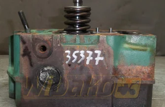 Cylinder head for engine Volvo TD103 1001520