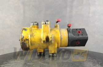 Swing joint (Svivel joint) Komatsu PC210 