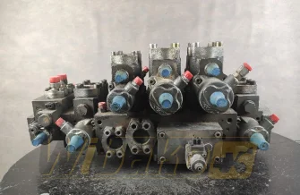 Distributor Liebherr R914B HDSL 