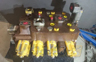 Distributor Caterpillar 231LC 