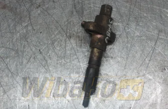 Injector for engine Isuzu 4BD1 PTA-24 572 30-4361