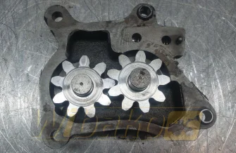 Oil pump Engine / Motor Isuzu 6HK1 