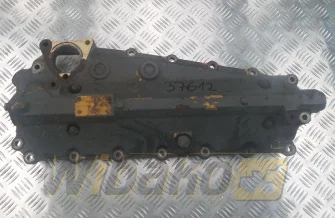Oil cooler Engine / Motor Komatsu S6D140-E2 