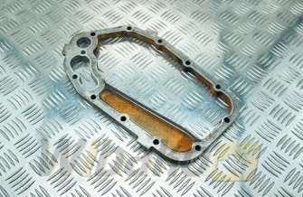 Distance obudowy chłodnicy oleju Liebherr 9077137