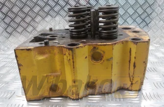 Cylinder head for engine Cummins KT19 3081064