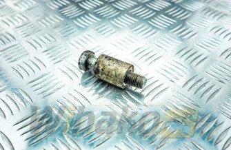 Screw set mocujący łapy silnika Liebherr D904/D914/D924/D906/D916/D926 4000483/9349698