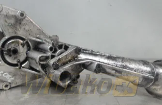 Oil pump for engine Volvo D12D 817079