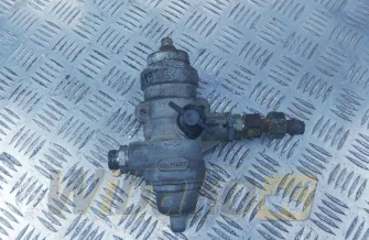 Air pressure regulator for engine Mercedes OM421A 100-3512010