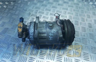 Air conditioning compressor Sanden 4646 01052712570