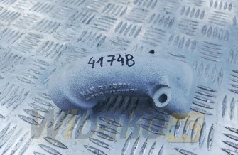 Elbow smoka oleju Liebherr D9508 9078438