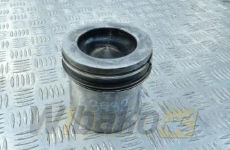 Engine piston Deutz 04501348