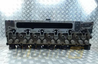 Cylinder head for engine Case 6T-830 3920028