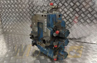 Distributor Liebherr M7-3005-02/3M7-22 00916574 / 5716527