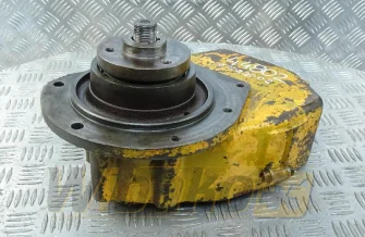 Power take off hub for engine Harvester H25 670230C2
