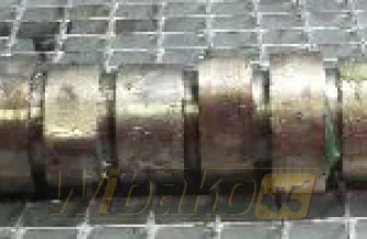 Camshaft Volvo D12D 3165423