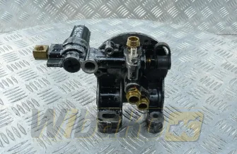 Fuel filter bracket Perkins 1306 1825661C94/1825661C93