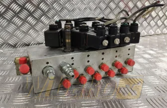 Valves set JCB JS220 16551000