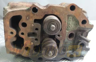 Cylinder head for engine Volvo TD122 479952