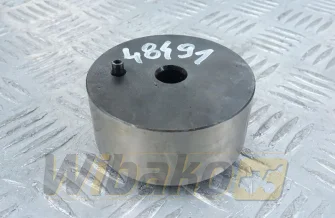 Idler pin Liebherr D504 7090121