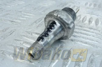 Oil pressure sensor Liebherr D504 7090039