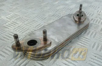 Oil cooler Engine / Motor Mitsubishi S4S/S6S 32A39-03300