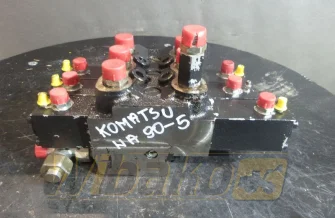 Distributor Komatsu WA 90-5 644300080