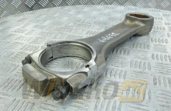 Connecting rod for engine Deutz TCD2015 V08 04612785