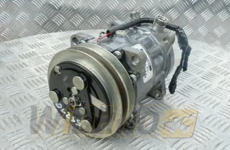 Air conditioning compressor Sanden U4664 7803A06