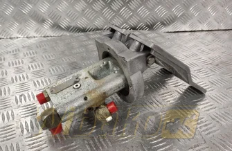Pedal Liebherr VG7-2/3 001 9266061