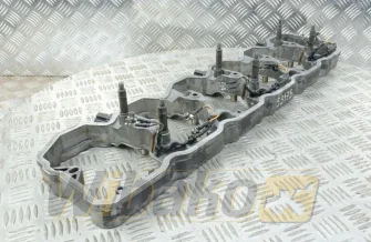 Valve cover for engine Cummins QSB6.7 4938658