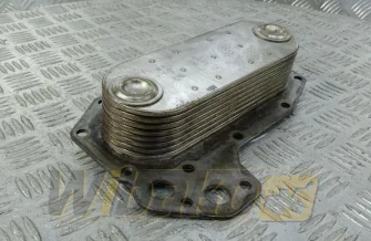 Oil cooler Engine / Motor Mercedes OM906LA A0001802765/A0001806765