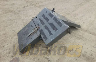 Rear left fender Case 721C 