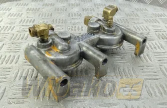 Fuel filter bracket International Harvester TD15 