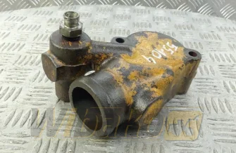 Thermostat housing International Harvester TD15 675810C2