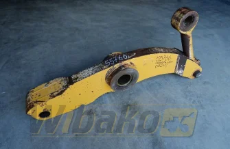 Bucket connector for loader Liebherr L551 