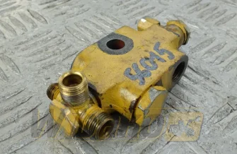 Fuel lines connector Caterpillar 133-9472