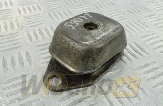 Engine mounting for engine Kubota V1305E 100020