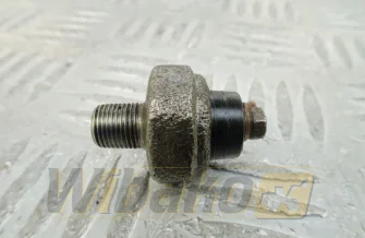 Oil pressure sensor P0.5 Kubota 15841-39010