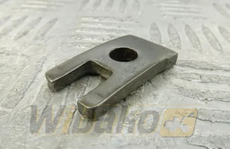 Injector holder Deutz 04272185